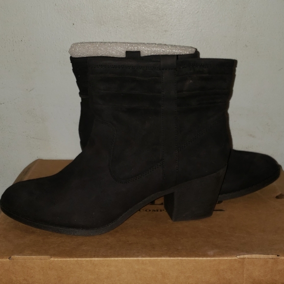 Black Booties - Picture 4 of 4